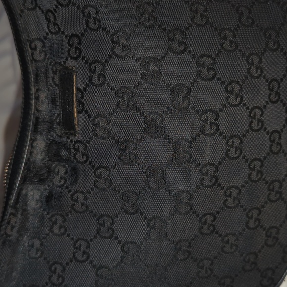 Gucci GG Canvas Crossbody Bag - Picture 9 of 12